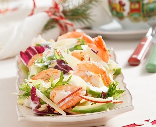 Легкие салаты на праздник, которые не испортят талию — вкусные рецепты